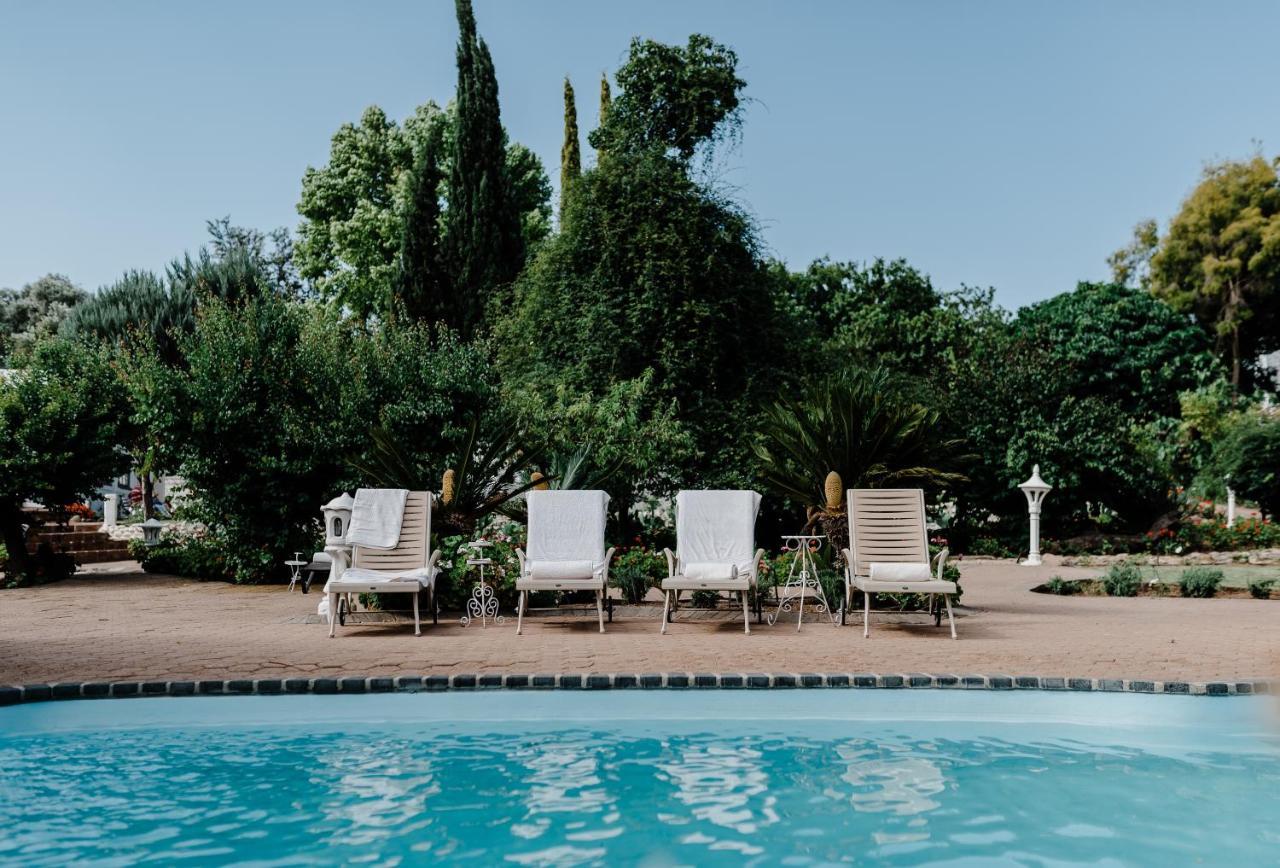 De Opstal Country Lodge Oudtshoorn Esterno foto