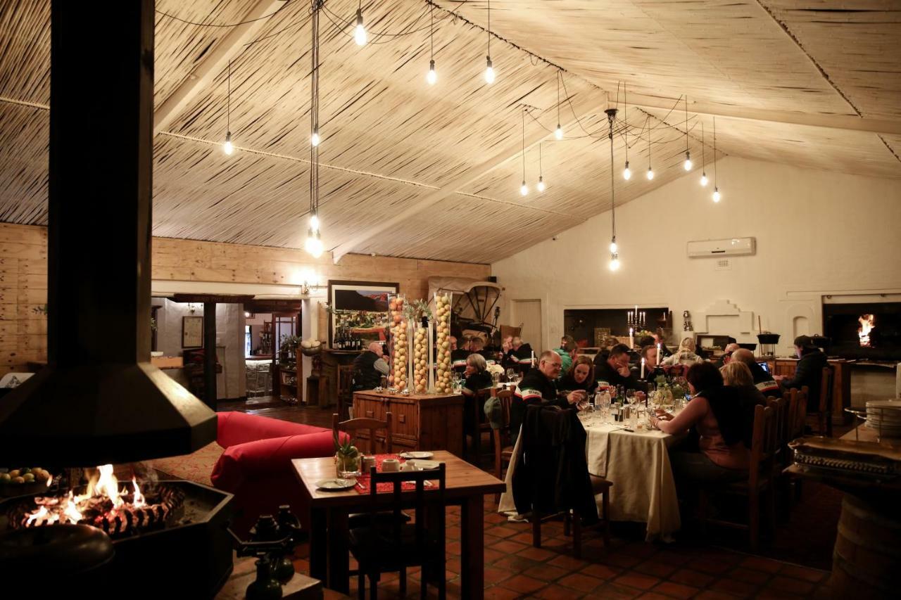 De Opstal Country Lodge Oudtshoorn Esterno foto