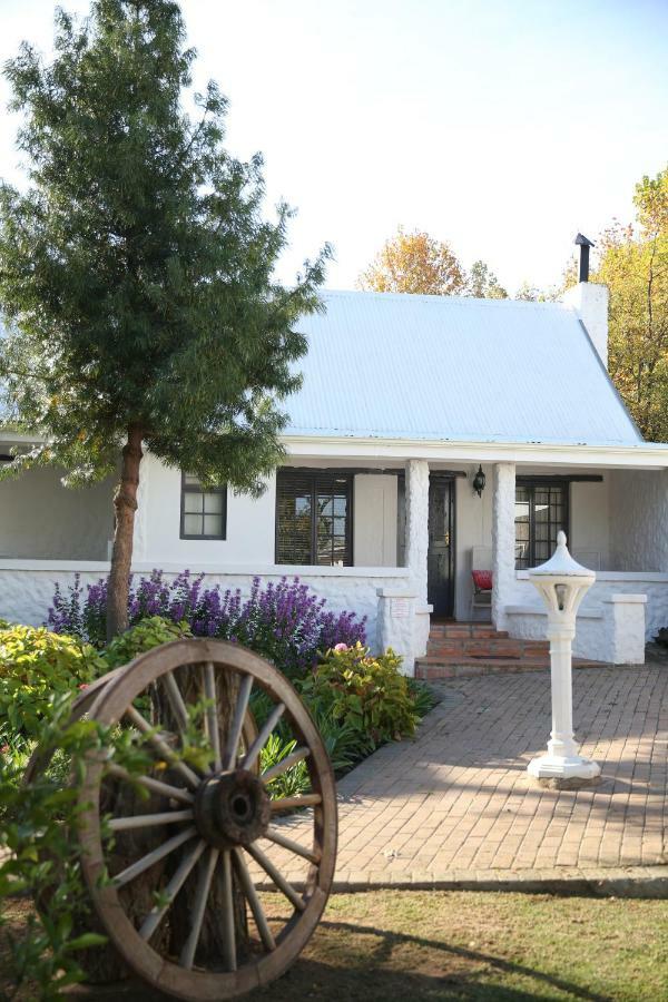 De Opstal Country Lodge Oudtshoorn Esterno foto
